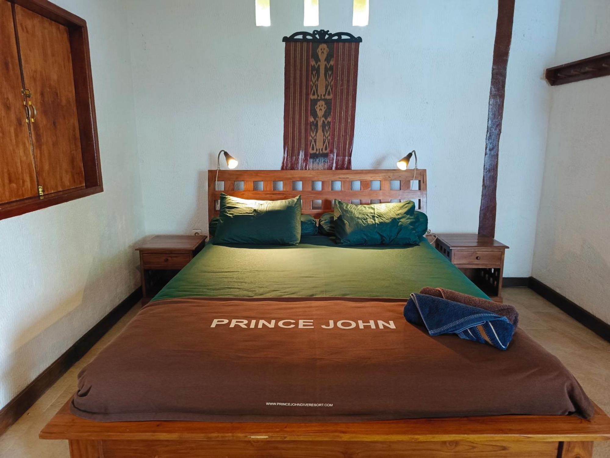 Prince John Dive Resort Donggala エクステリア 写真