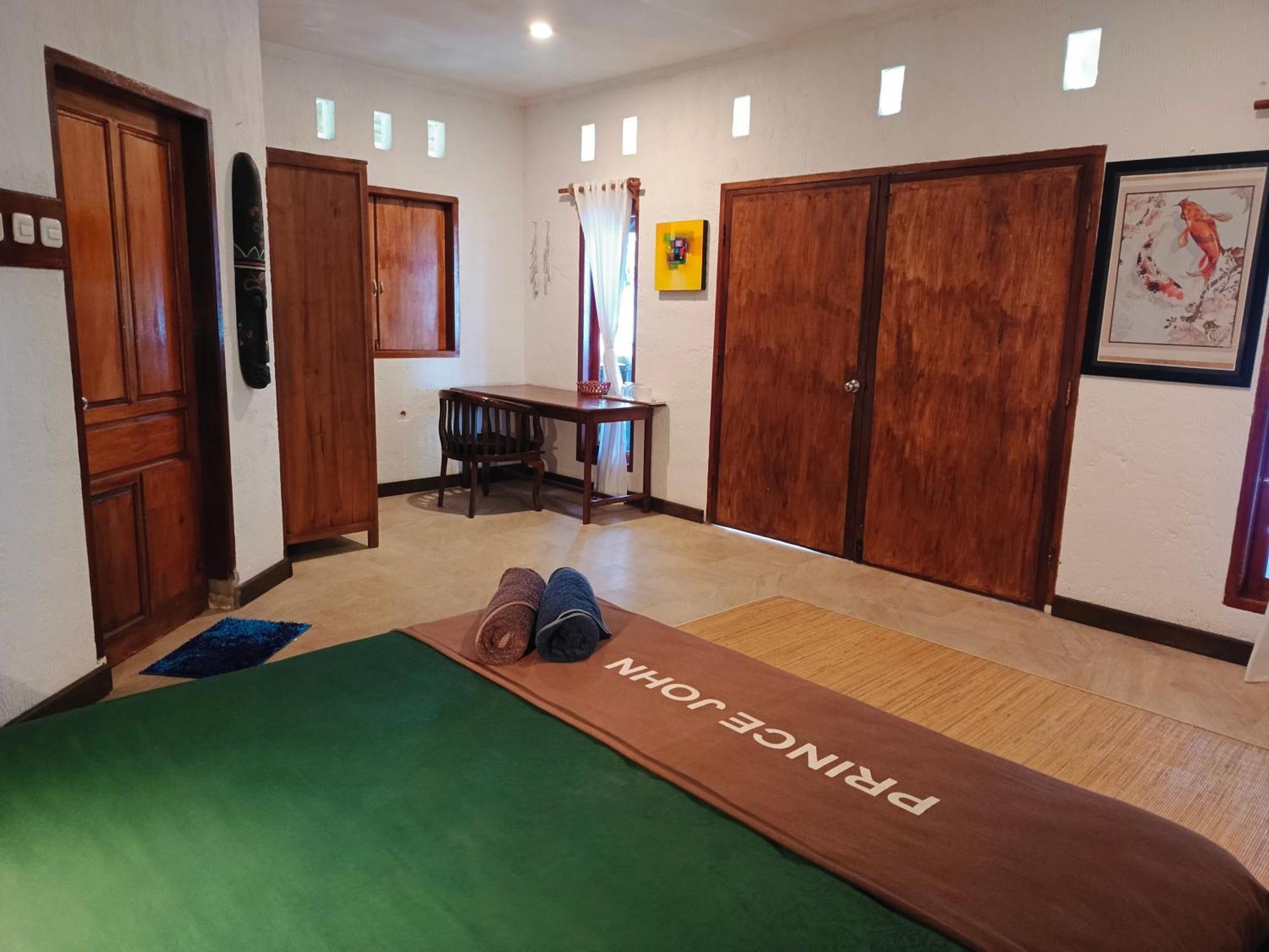 Prince John Dive Resort Donggala エクステリア 写真
